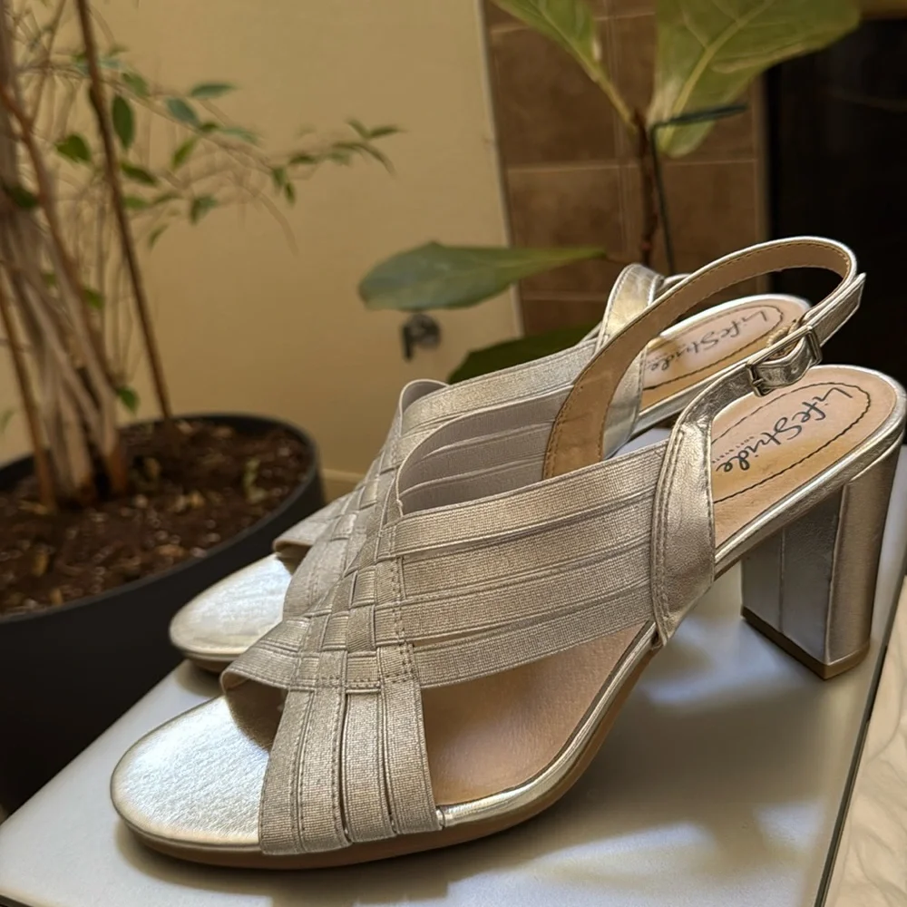 LifeStride, Silver, Size 11 “Amy Slingbacks,” open toe and heel pumps. - Picture 1 of 8